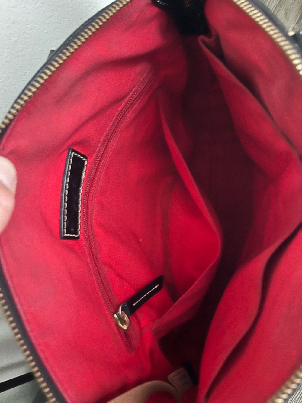 Dooney&Bourke Hand Bag!! - Picture 9 of 13